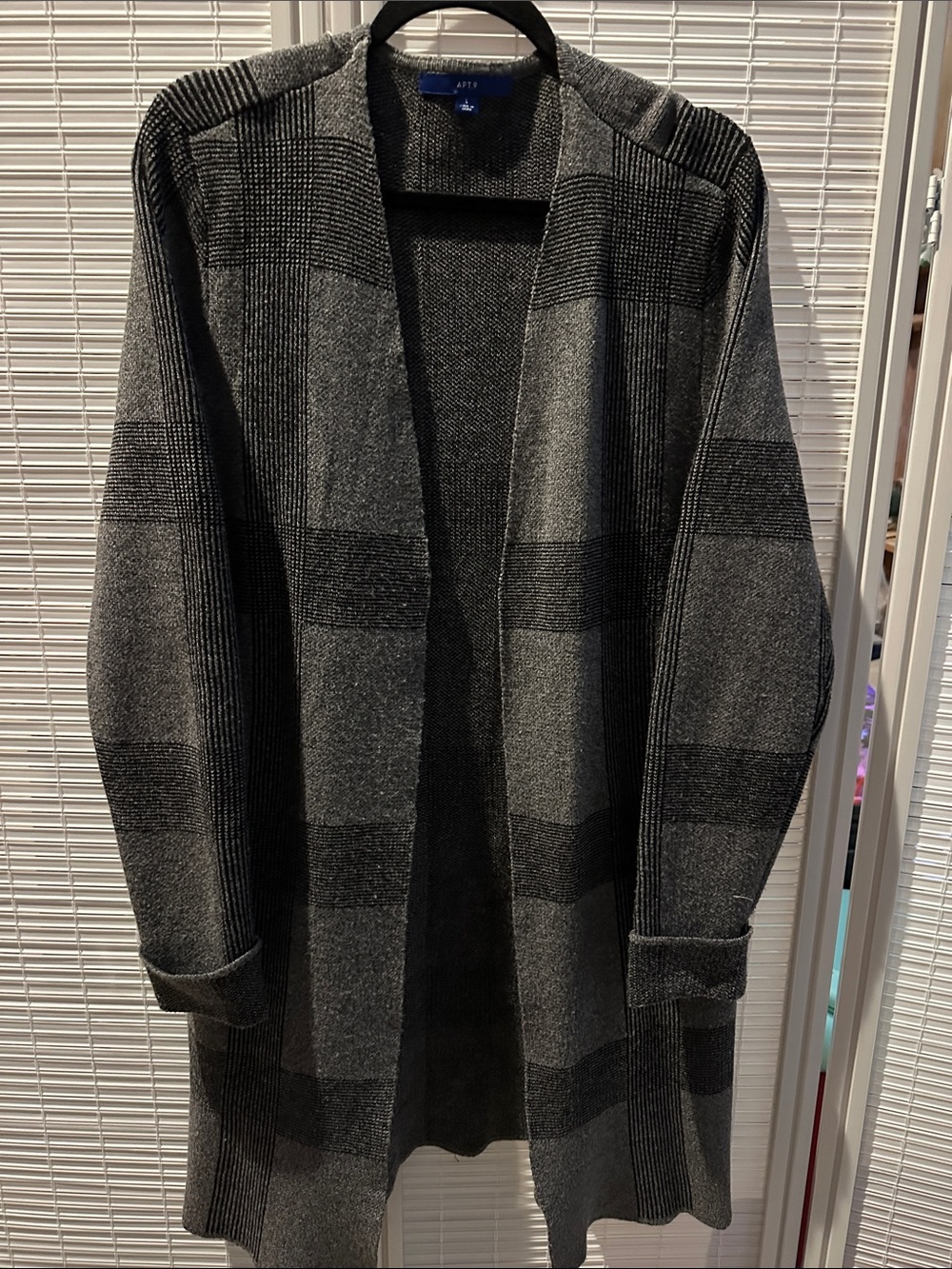 Apt. 9 Black and Gray Plaid Open-Front Cardigan